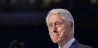 Video of Bill Clinton Bumping Hillary Clinton at Manhattan Intersection Sparks Social Media Controversy